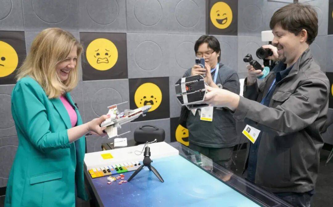 个电脑这是半世纪以来最大的一次进化新葡京娱乐场app乐高往积木里塞了(图13)