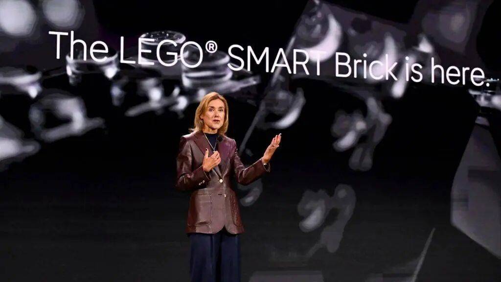 个电脑这是半世纪以来最大的一次进化新葡京娱乐场app乐高往积木里塞了(图14)