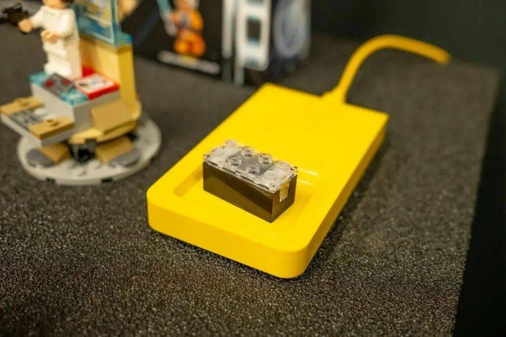 个电脑这是半世纪以来最大的一次进化新葡京娱乐场app乐高往积木里塞了(图17)