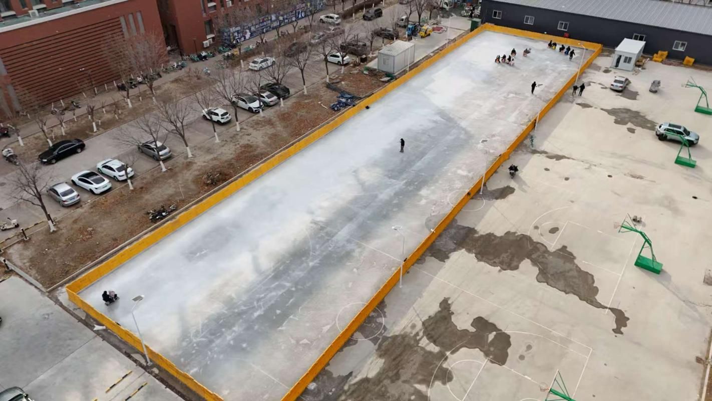 开放试运行 师生尽享冰雪快乐澳门新葡京网页天津大学滑冰场(图2)